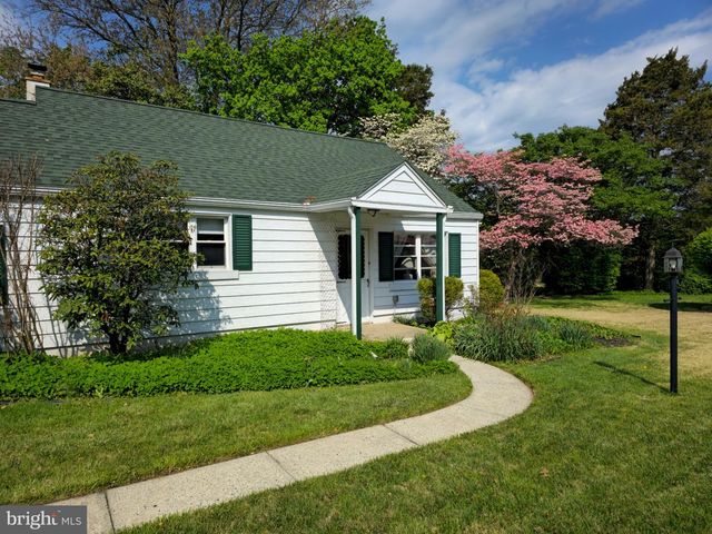 993 GRAVEL PIKE, Palm, PA 18070