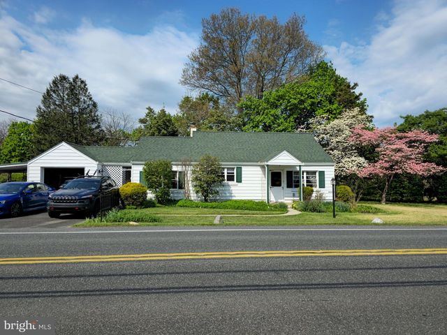 993 GRAVEL PIKE, Palm, PA 18070