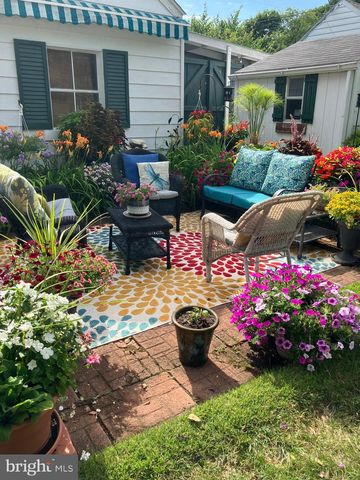993 GRAVEL PIKE, Palm, PA 18070