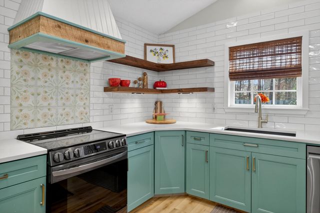 237 Moon Dance Lane, Summerville, SC 29483