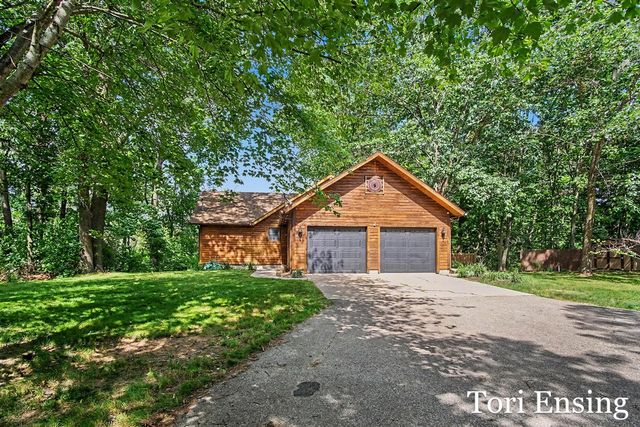 15400 Meddler Avenue, Gowen, MI 49326