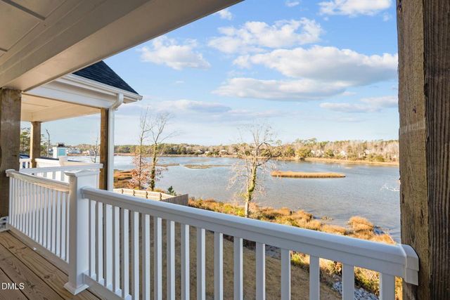 13 E Cannon Cove, Hampstead, NC 28443