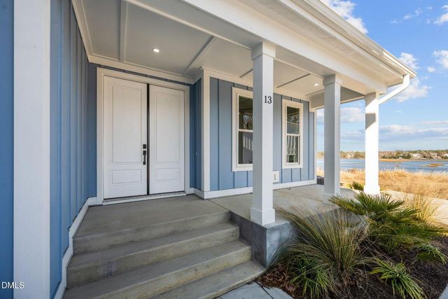 13 E Cannon Cove, Hampstead, NC 28443