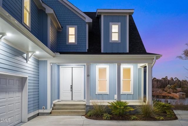 13 E Cannon Cove, Hampstead, NC 28443