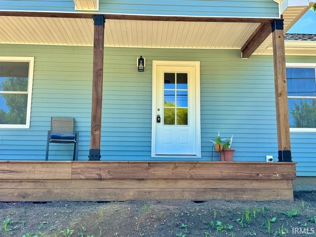 9505 W Arch Street, Yorktown, IN 47396