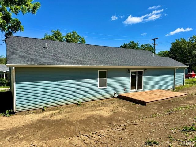 9505 W Arch Street, Yorktown, IN 47396