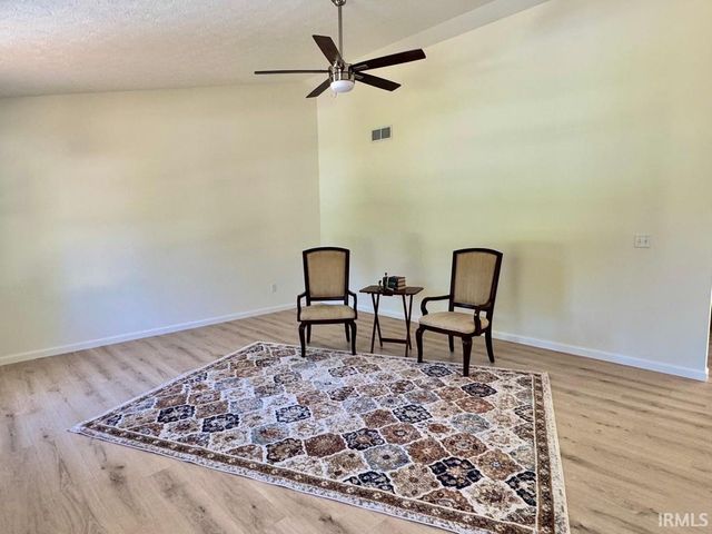 9505 W Arch Street, Yorktown, IN 47396