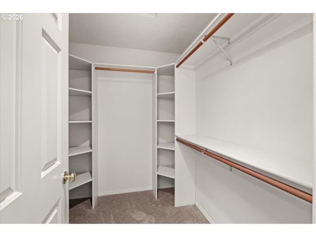 5696 WINDFIELD Loop, Lake Oswego, OR 97035