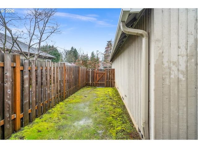 5696 WINDFIELD Loop, Lake Oswego, OR 97035