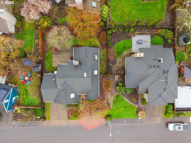 5696 WINDFIELD Loop, Lake Oswego, OR 97035