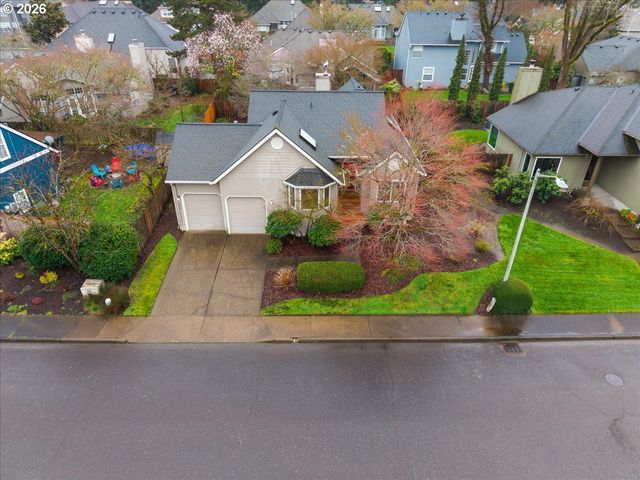 5696 WINDFIELD Loop, Lake Oswego, OR 97035