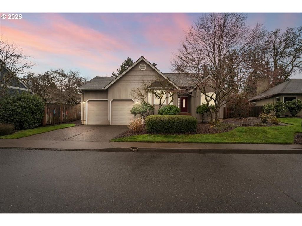 5696 WINDFIELD Loop, Lake Oswego, OR 97035