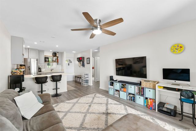 92-1035 Okaa Street 2104, Kapolei, HI 96707