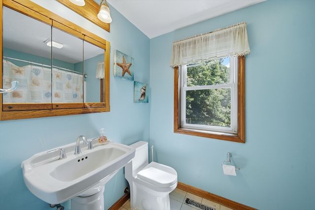 2 Birch St, Oxford, MA 01540