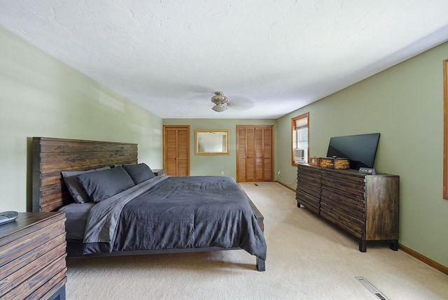 2 Birch St, Oxford, MA 01540
