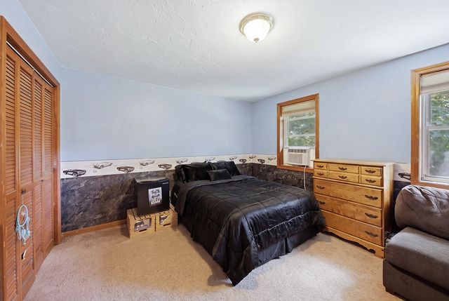 2 Birch St, Oxford, MA 01540