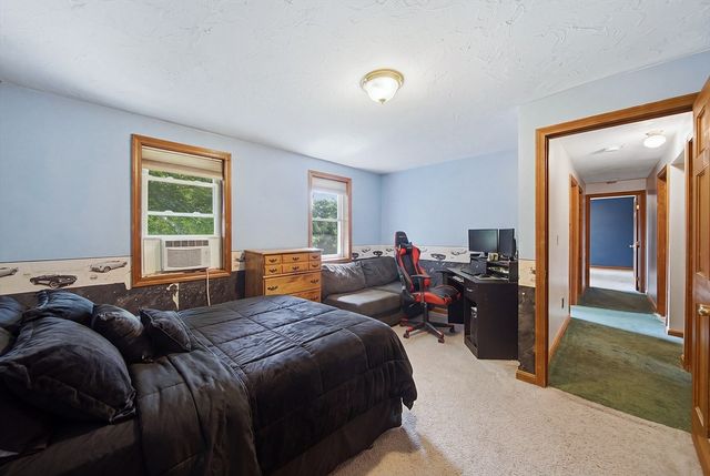 2 Birch St, Oxford, MA 01540