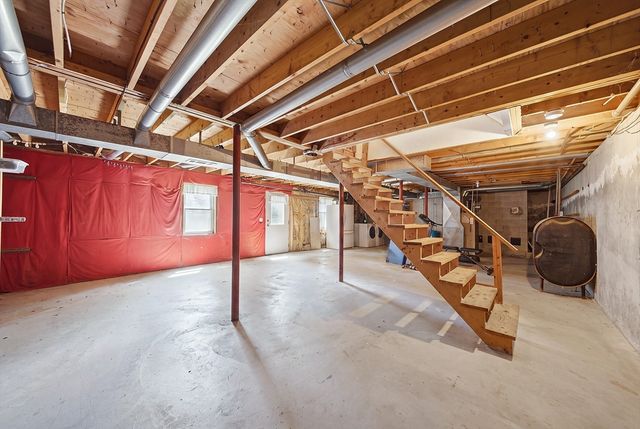 2 Birch St, Oxford, MA 01540