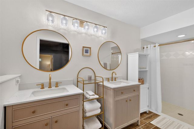 1984 GOLDEN PALM CIRCLE, Tavares, FL 32778