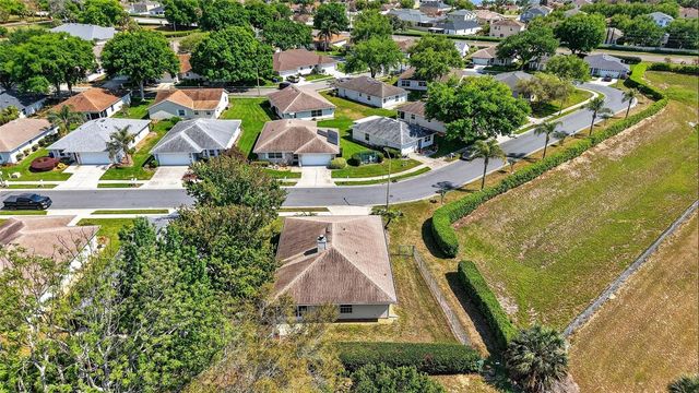 1984 GOLDEN PALM CIRCLE, Tavares, FL 32778