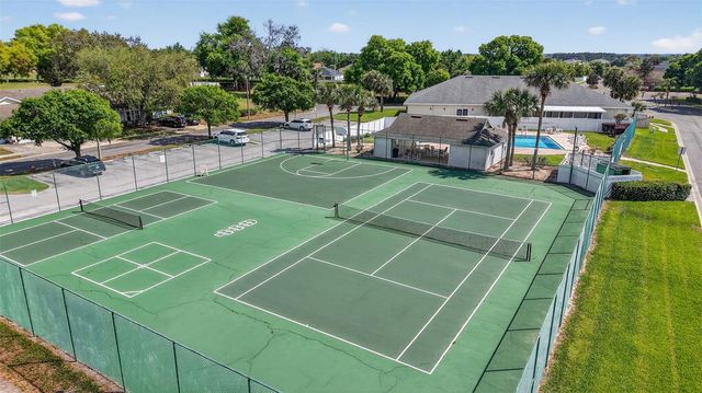 1984 GOLDEN PALM CIRCLE, Tavares, FL 32778