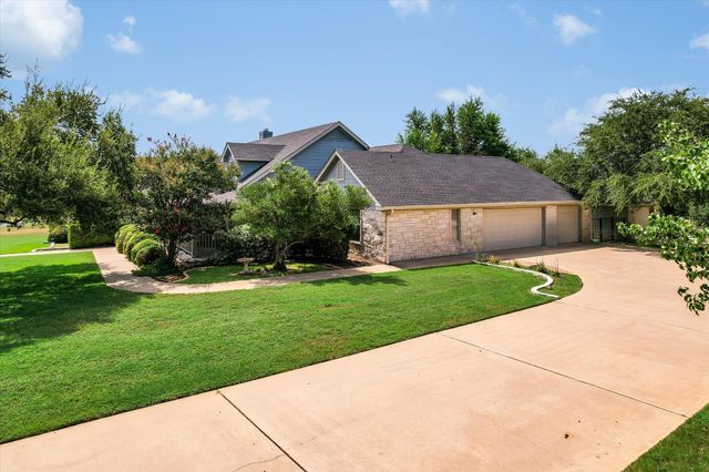 106 Lakeview LN, Georgetown, TX 78633