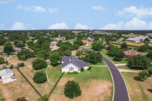 106 Lakeview LN, Georgetown, TX 78633