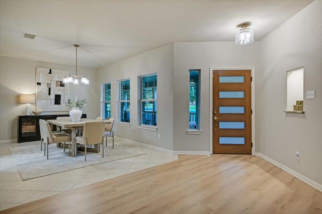 106 Lakeview LN, Georgetown, TX 78633