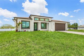 1306 NE 3rd AVE, Cape Coral, FL 33909