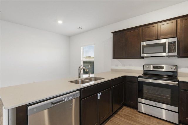 1140 Cattail LN, Bastrop, TX 78602