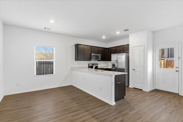 1140 Cattail LN, Bastrop, TX 78602