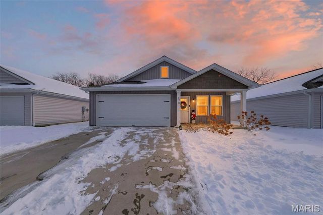 970 Osage Villa Court, Villa Ridge, MO 63089