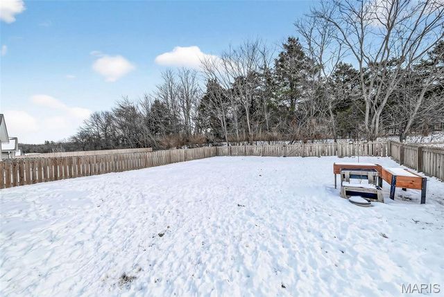 970 Osage Villa Court, Villa Ridge, MO 63089