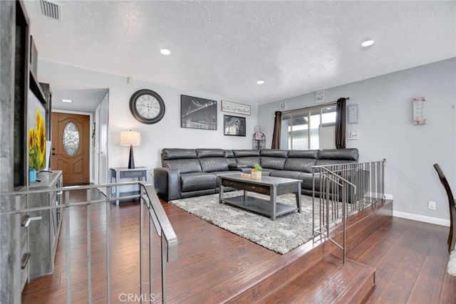 13928 Burning Tree, Victorville, CA 92395