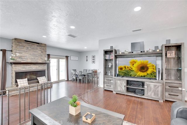 13928 Burning Tree, Victorville, CA 92395