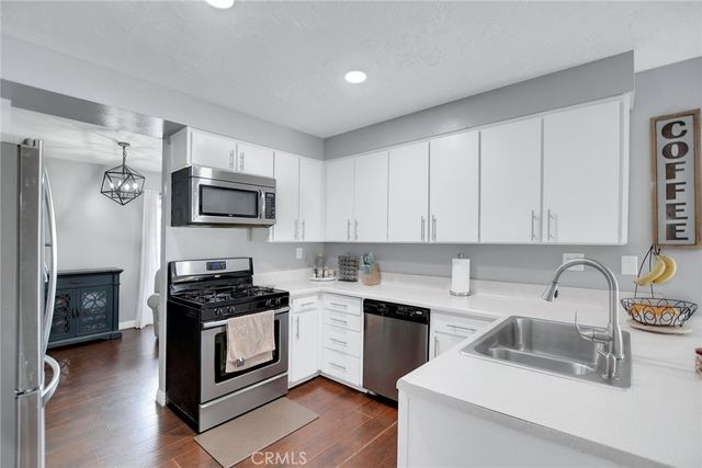 13928 Burning Tree, Victorville, CA 92395