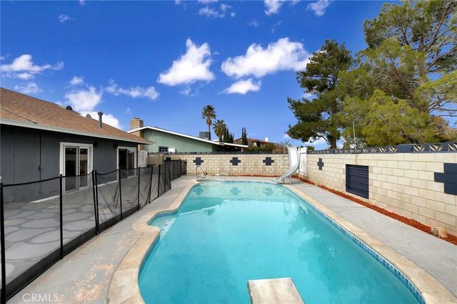 13928 Burning Tree, Victorville, CA 92395