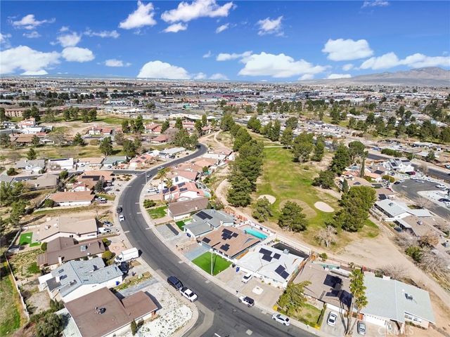 13928 Burning Tree, Victorville, CA 92395