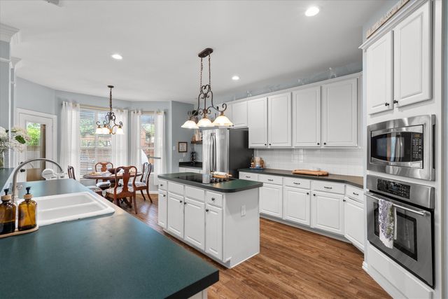 6708 Canyon Crest Drive, Fort Worth, TX 76132