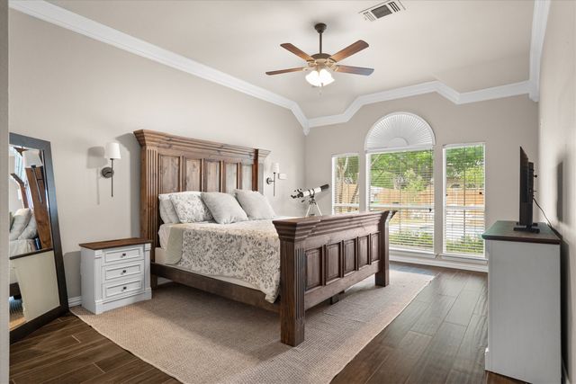 6708 Canyon Crest Drive, Fort Worth, TX 76132