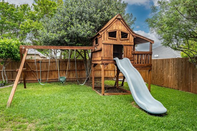 6708 Canyon Crest Drive, Fort Worth, TX 76132