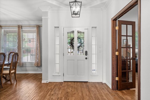 6708 Canyon Crest Drive, Fort Worth, TX 76132