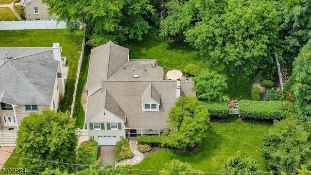 8 Cummings St, Cranford Twp., NJ 07016