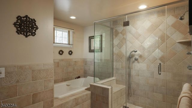 8 Cummings St, Cranford Twp., NJ 07016