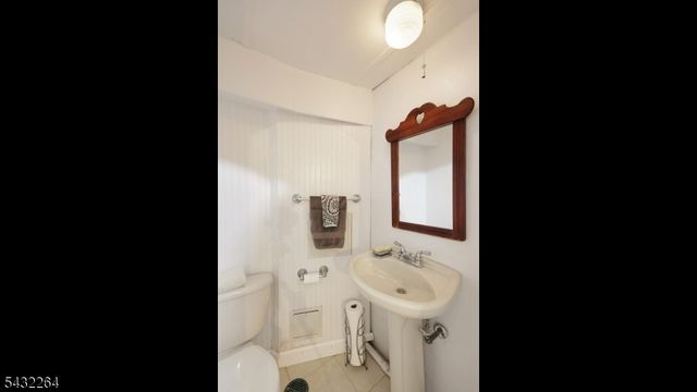 8 Cummings St, Cranford Twp., NJ 07016