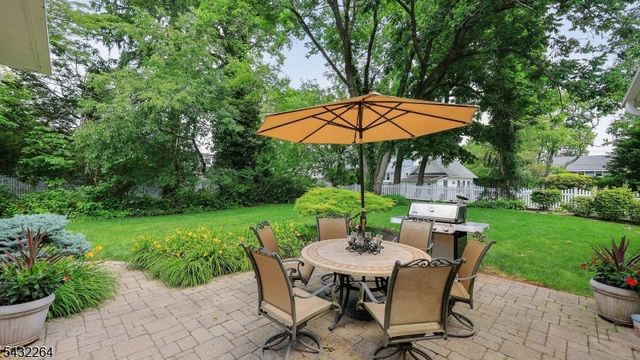 8 Cummings St, Cranford Twp., NJ 07016