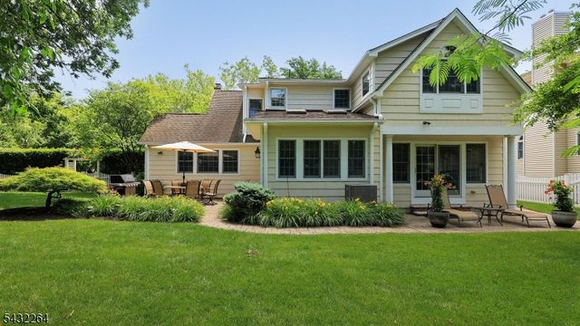 8 Cummings St, Cranford Twp., NJ 07016