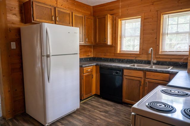 426 Evans Drive, Rossville, GA 30741
