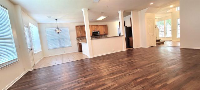 8801 Sun Haven Lane, Pearland, TX 77584