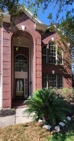 8801 Sun Haven Lane, Pearland, TX 77584